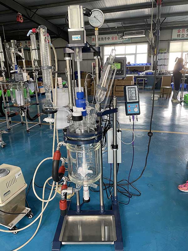 玻璃反應釜真空反應器運行負壓多少?