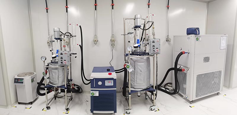 玻璃反應釜在制藥行業中的典型應用